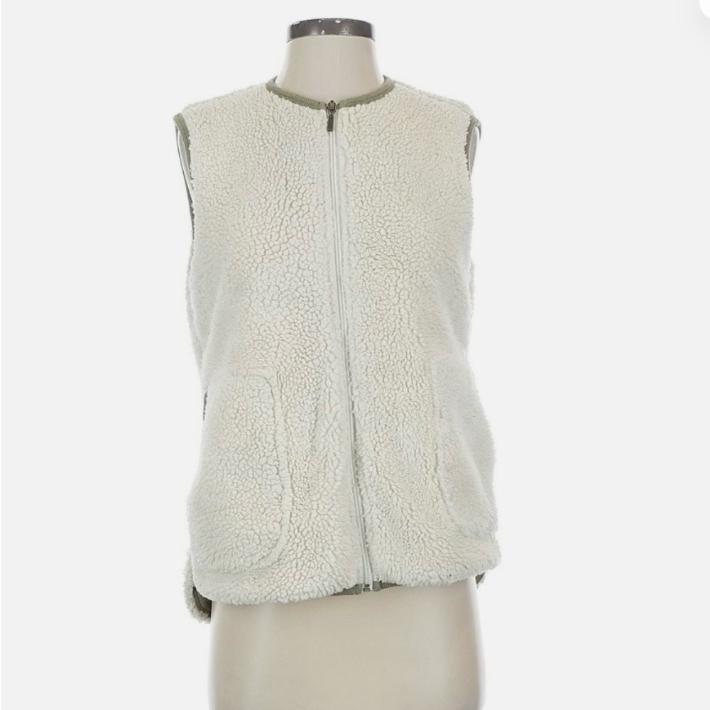 Carve Designs Women's Cream Sherpa Vest